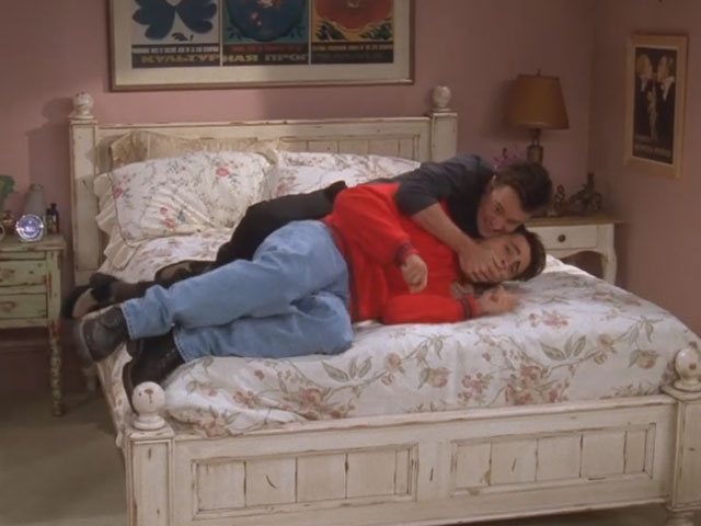 Friends | 505 | Joey finds out about Chandler and Monica