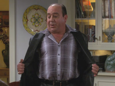 Mike & Molly | 222 | Gay Hit Man