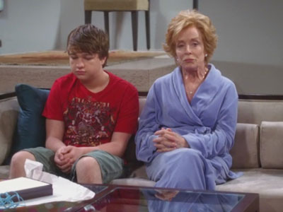 Two and a Half Men | 808 | E for Evil